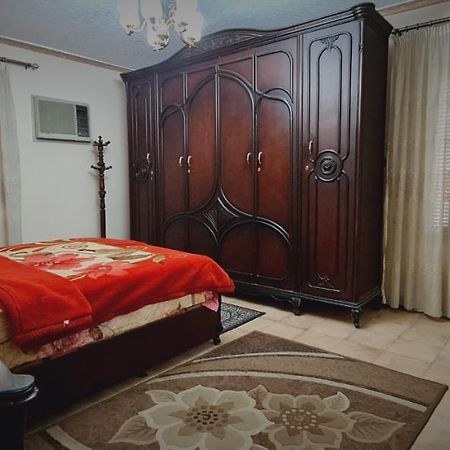 Comfy 3 Bedrooms Apartment In Cairo 87 Exterior photo